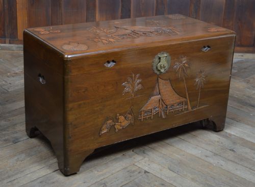 chinese camphor wood blanket storage box - CATEGORY: ANTIQUE CHESTS - DATED 1920