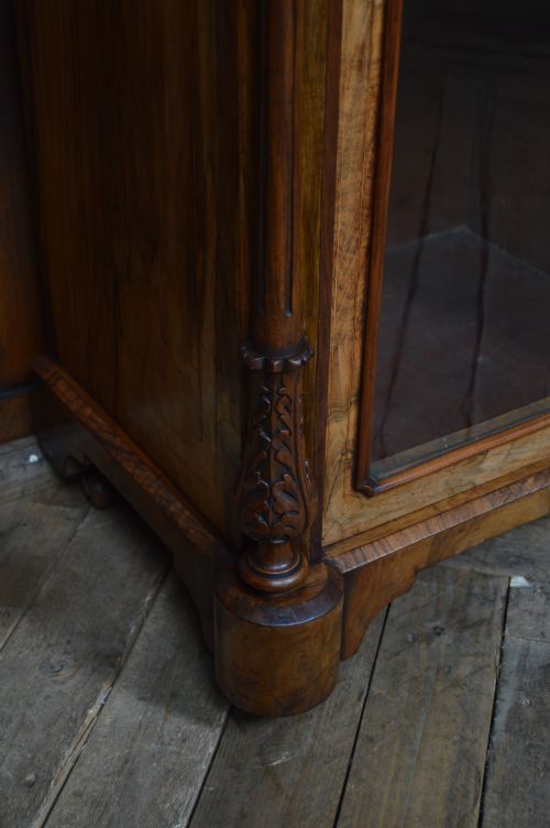VICTORIAN WALNUT MUSIC CABINET - ADDITIONAL PHOTO 5