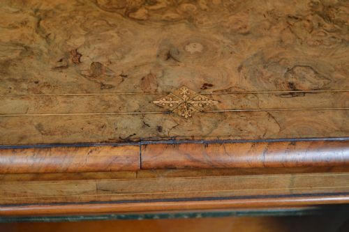 VICTORIAN WALNUT MUSIC CABINET - ADDITIONAL PHOTO 16