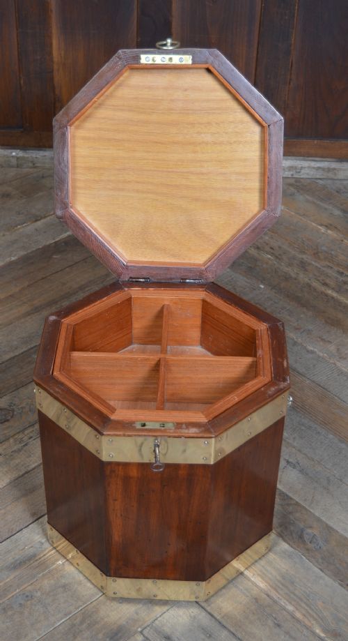 EDWARDIAN MAHOGANY OCTAGON CELLARETTE - ADDITIONAL PHOTO 10