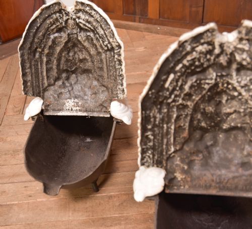 PAIR OF VICTORIAN FRENCH CAST IRON SCUTTLES - ADDITIONAL PHOTO 5