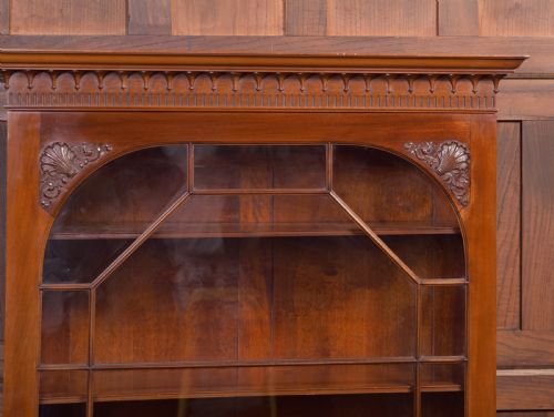 WYLIE AND LOCHHEAD LTD EDWARDIAN MAHOGANY BOOKCASE - ADDITIONAL PHOTO 4
