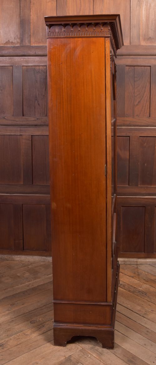 WYLIE AND LOCHHEAD LTD EDWARDIAN MAHOGANY BOOKCASE - ADDITIONAL PHOTO 17