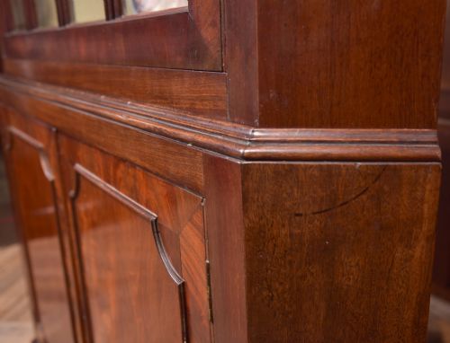 COUNTRY HOUSE MAHOGANY CORNER CABINET - ADDITIONAL PHOTO 7