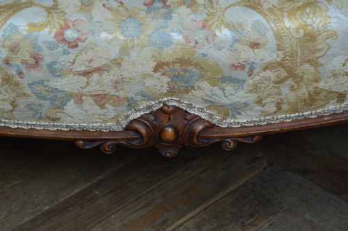 VICTORIAN WALNUT CENTRE STOOL - ADDITIONAL PHOTO 4