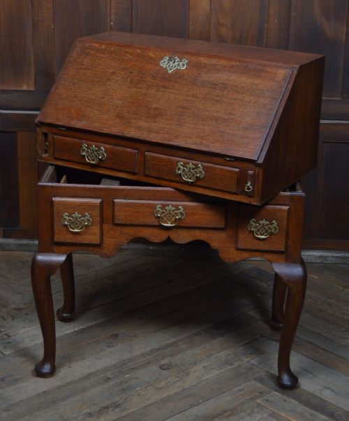 EDWARDIAN OAK BUREAU ON STAND - ADDITIONAL PHOTO 11