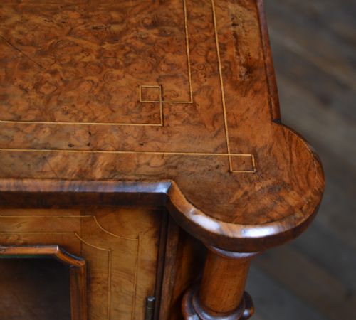 VICTORIAN WALNUT MUSIC CABINET - ADDITIONAL PHOTO 11
