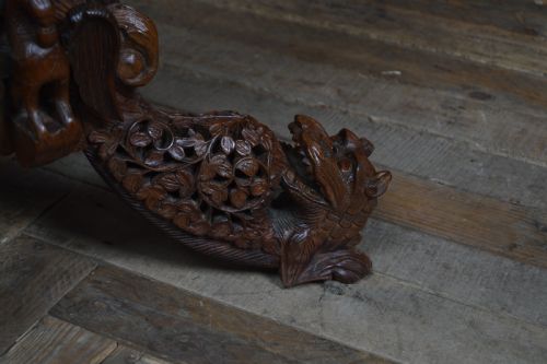 VICTORIAN BURMESE PADOUK TILT TOP TABLE - ADDITIONAL PHOTO 4
