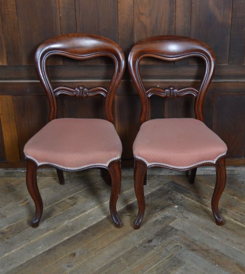 PAIR OF VICTORIAN MAHOGANY BALLOON BACK CHAIRS - ADDITIONAL PHOTO 5
