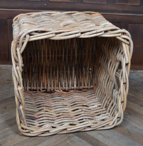 LARGE COUNTRY HOUSE WICKER BASKET - ADDITIONAL PHOTO 7