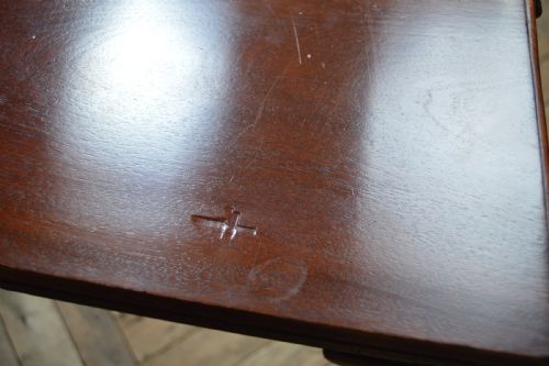 MAHOGANY FOLDOVER CARD GAME TABLE - ADDITIONAL PHOTO 8