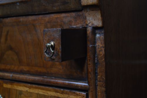 GEORGIAN WALNUT WRITING BUREAU - ADDITIONAL PHOTO 3