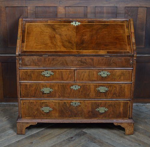 GEORGIAN WALNUT WRITING BUREAU - ADDITIONAL PHOTO 5