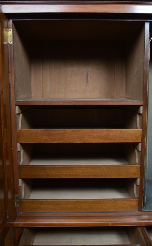 EDWARDIAN WALNUT LINEN PRESS - ADDITIONAL PHOTO 6