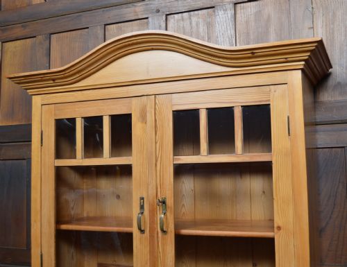 EDWARDIAN CONTINENTAL PINE DRESSER - ADDITIONAL PHOTO 3