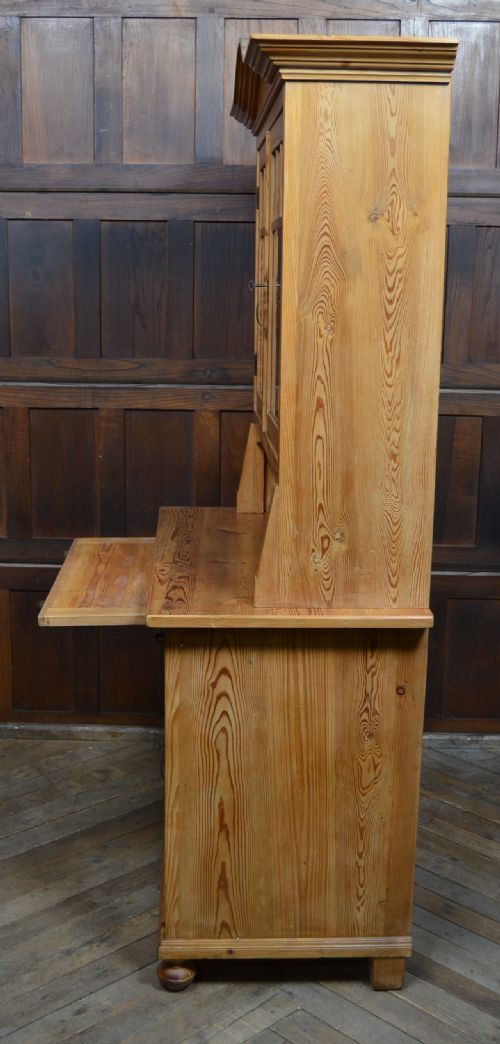 EDWARDIAN CONTINENTAL PINE DRESSER - ADDITIONAL PHOTO 13