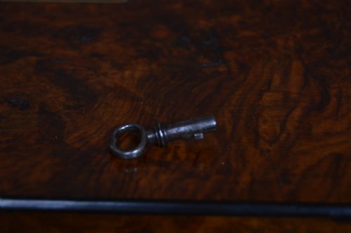 EDWARDIAN WALNUT WRITING SLOPE - ADDITIONAL PHOTO 7
