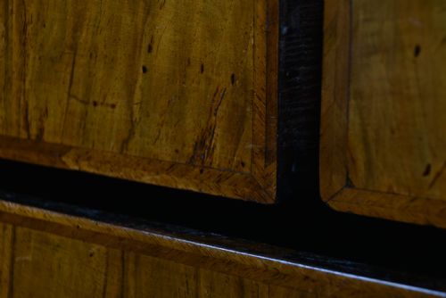 QUEEN ANNE WALNUT CHEST ON STAND - ADDITIONAL PHOTO 6