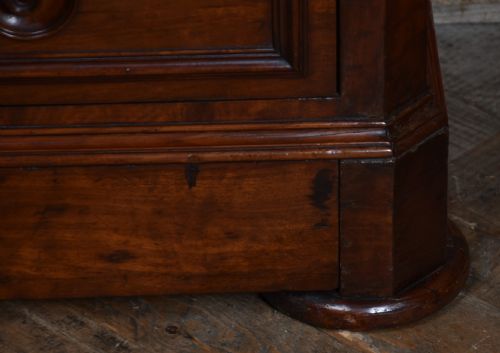 VICTORIAN FRENCH MAHOGANY CHEST OF DRAWERS - ADDITIONAL PHOTO 11