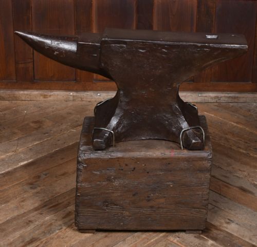 BLACKSMITH CAST IRON ANVIL - ADDITIONAL PHOTO 3