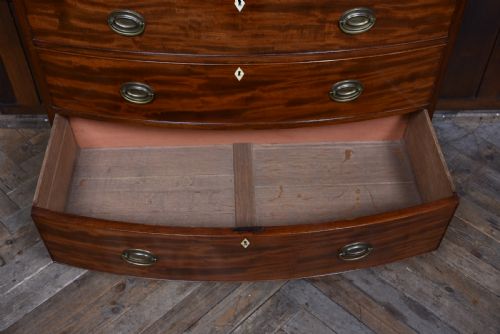 MAHOGANY BOWFRONT CHEST OF DRAWERS - ADDITIONAL PHOTO 6