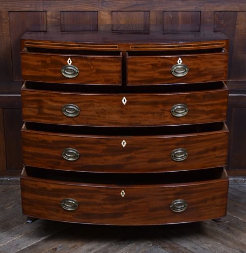 MAHOGANY BOWFRONT CHEST OF DRAWERS - ADDITIONAL PHOTO 7