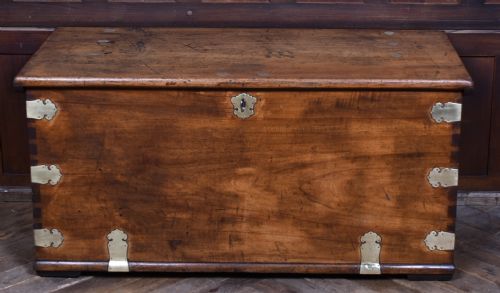 camphor wood blanket box - CATEGORY: ANTIQUE CHESTS - DATED 19TH CENTURY
