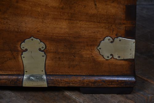 CAMPHOR WOOD BLANKET BOX - ADDITIONAL PHOTO 3