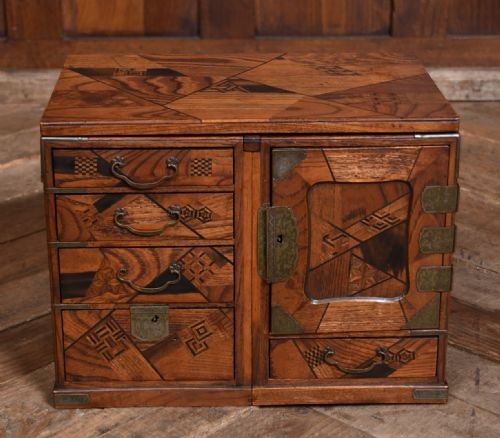 japanese meiji parquetry scholars' box - CATEGORY: ANTIQUE BOXES - DATED 19TH CENTURY