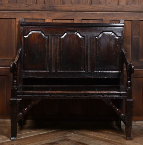 18TH CENTURY OAK HALL BENCH - ADDITIONAL PHOTO 2