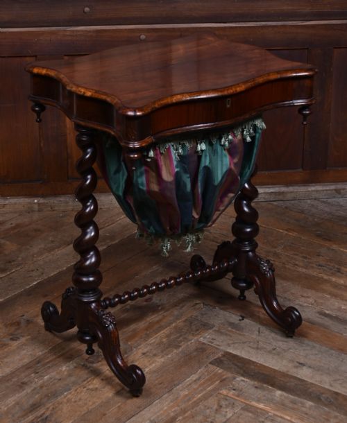 VICTORIAN ROSEWOOD WORK TABLE - ADDITIONAL PHOTO 1