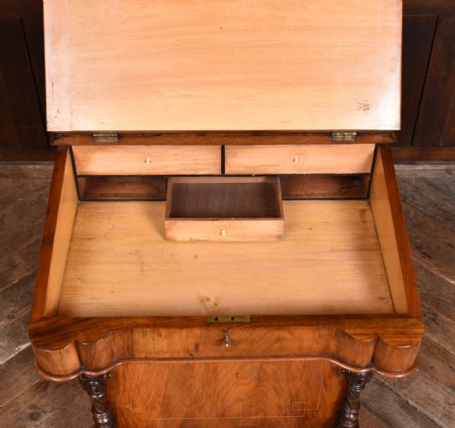 VICTORIAN WALNUT DAVENPORT - ADDITIONAL PHOTO 3