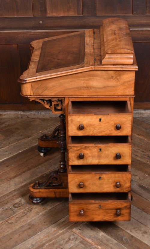 VICTORIAN WALNUT DAVENPORT - ADDITIONAL PHOTO 8