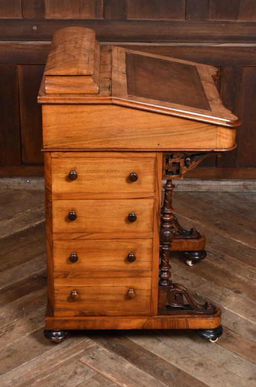 VICTORIAN WALNUT DAVENPORT - ADDITIONAL PHOTO 13