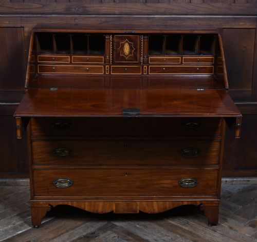 GEORGIAN MAHOGANY WRITING BUREAU - ADDITIONAL PHOTO 5