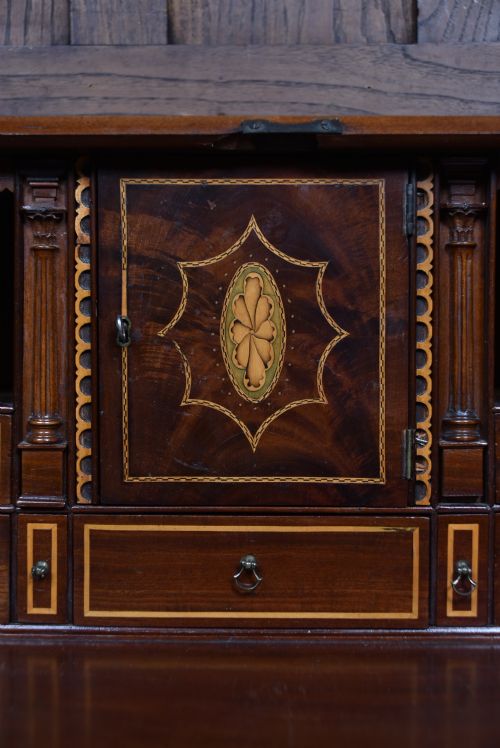 GEORGIAN MAHOGANY WRITING BUREAU - ADDITIONAL PHOTO 7