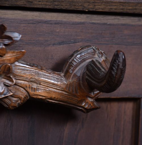 BLACK FOREST BEAR HOOK - ADDITIONAL PHOTO 4