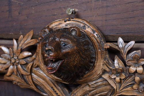 BLACK FOREST BEAR COAT HOOK - ADDITIONAL PHOTO 2