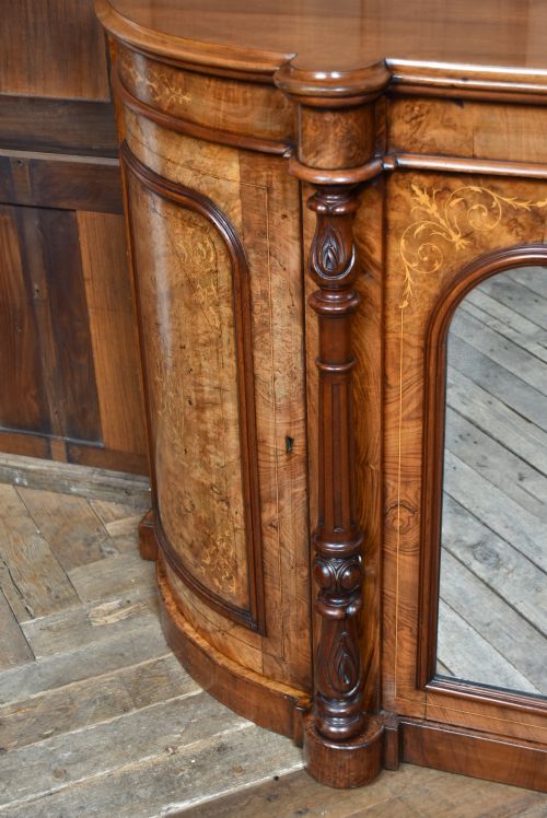 VICTORIAN WALNUT CREDENZA - ADDITIONAL PHOTO 4