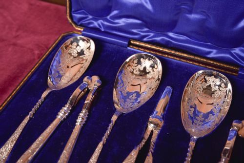 SILVER PLATE FRUIT AND NUT SERVING SET - ADDITIONAL PHOTO 4