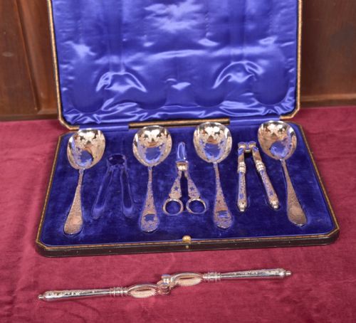 SILVER PLATE FRUIT AND NUT SERVING SET - ADDITIONAL PHOTO 7
