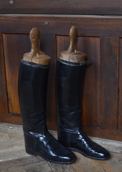 EDWARDIAN LADIES RIDING BOOTS ESTIMATED SIZE 5 - ADDITIONAL PHOTO 4