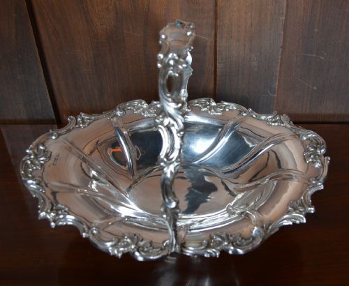 WALKER HALL SILVER BASKET - ADDITIONAL PHOTO 1