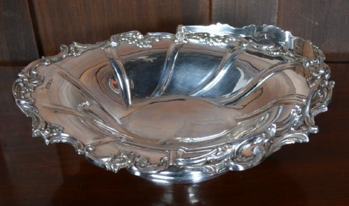 WALKER HALL SILVER BASKET - ADDITIONAL PHOTO 2