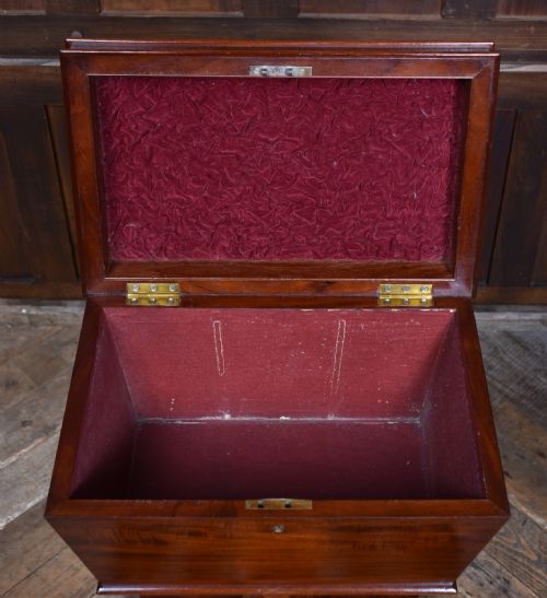VICTORIAN MAHOGANY TEAPOY - ADDITIONAL PHOTO 11