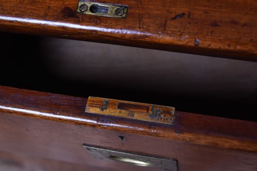 VICTORIAN MAHOGANY CAMPAIGN CHEST - ADDITIONAL PHOTO 7
