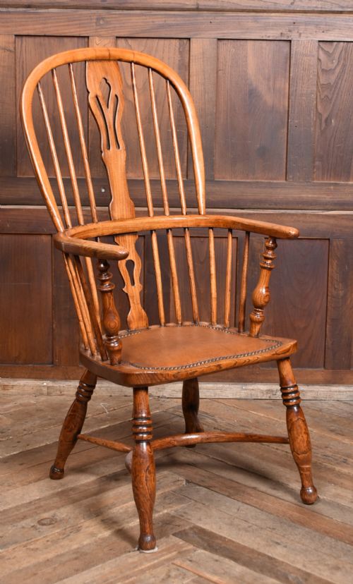 OAK AND ELM WINDSOR CHAIR - ADDITIONAL PHOTO 1