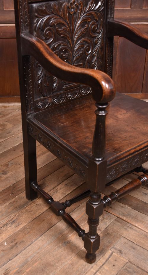 19TH CENTURY OAK HALL CHAIR - ADDITIONAL PHOTO 1