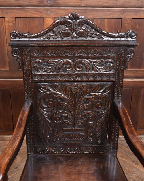 19TH CENTURY OAK HALL CHAIR - ADDITIONAL PHOTO 4