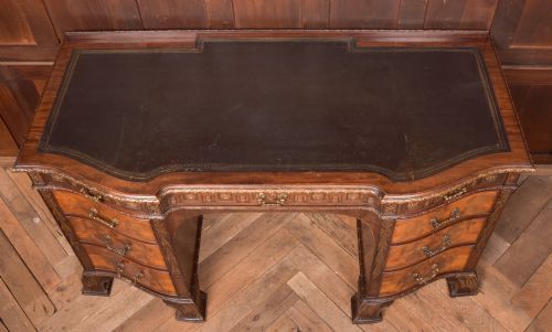 WARING AND GILLOWS KNEE HOLE DESK - ADDITIONAL PHOTO 13